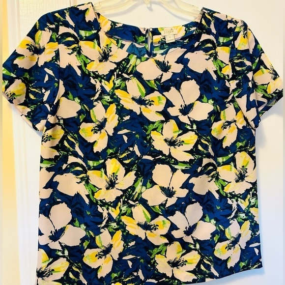 J. Crew Factory Top Blouse Blue White Yellow Floral Short Sleeve size Medium - Picture 10 of 16